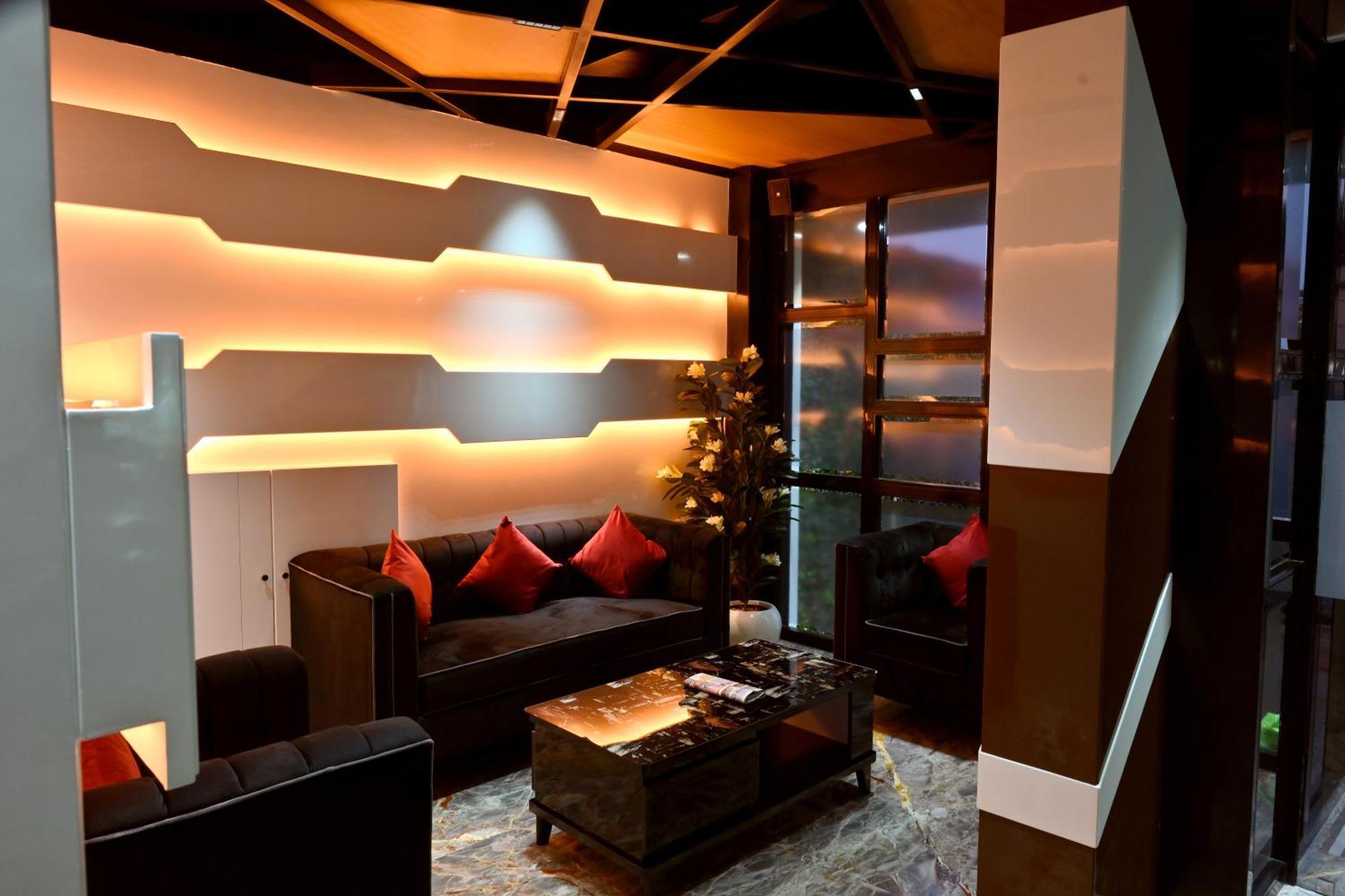 Hotel Trax International جمشيدبور المظهر الخارجي الصورة