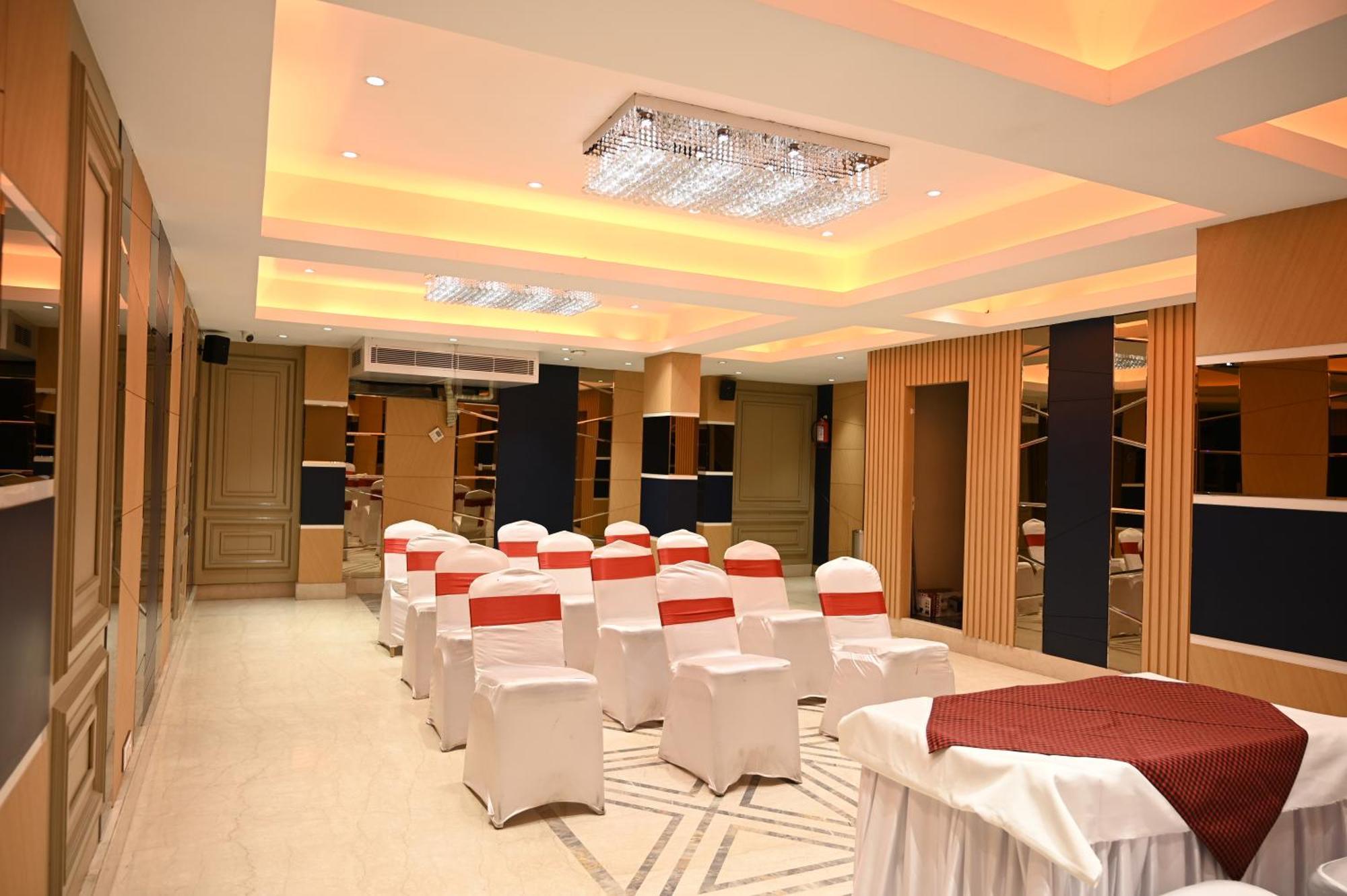 Hotel Trax International جمشيدبور المظهر الخارجي الصورة
