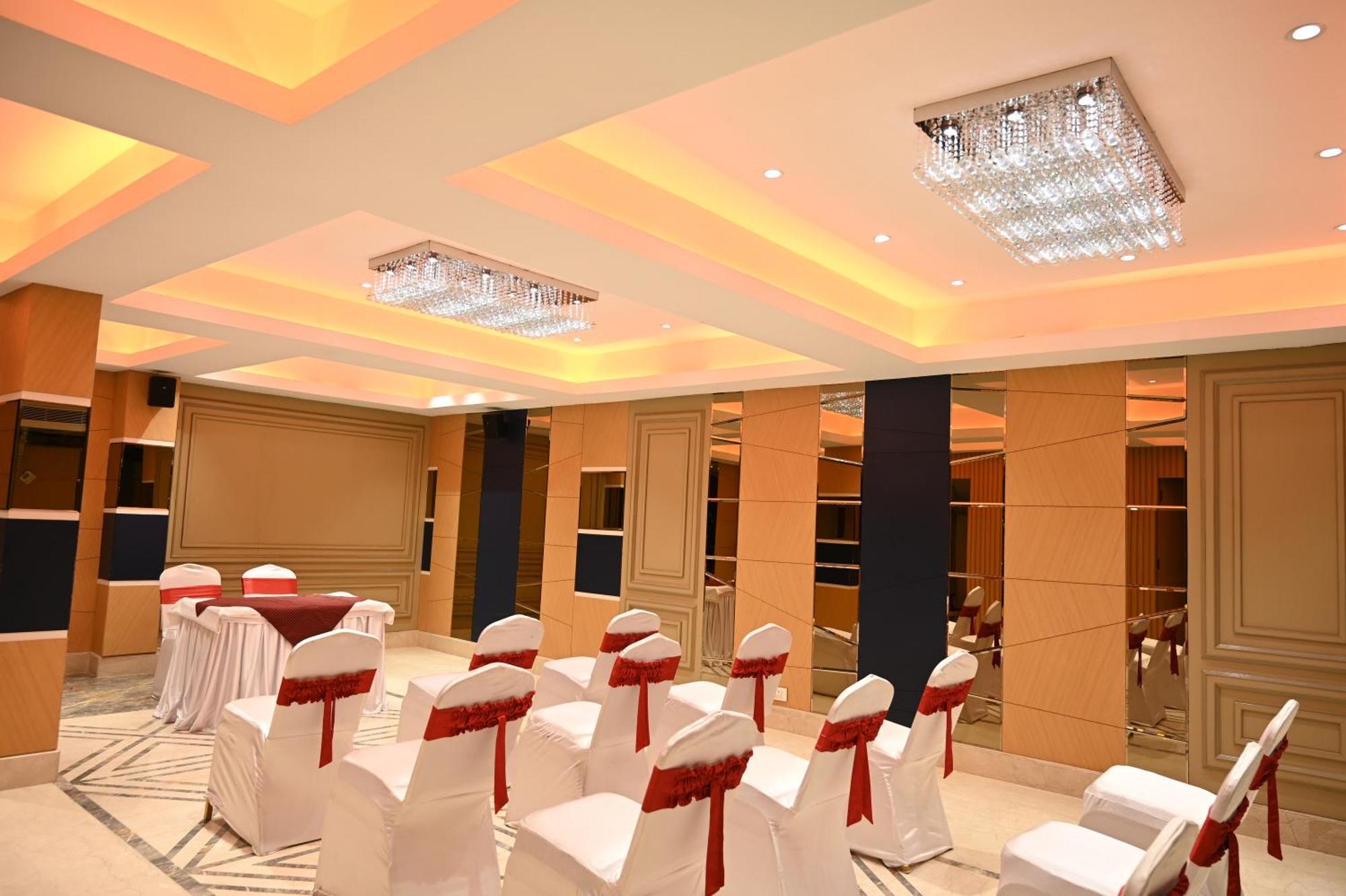 Hotel Trax International جمشيدبور المظهر الخارجي الصورة